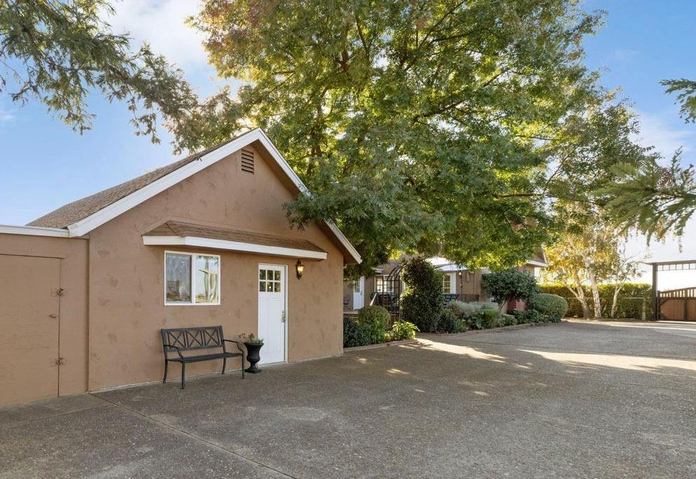 Detail Gallery Image 23 of 53 For 5430 E Kettleman Ln, Lodi,  CA 95240 - 3 Beds | 2/1 Baths