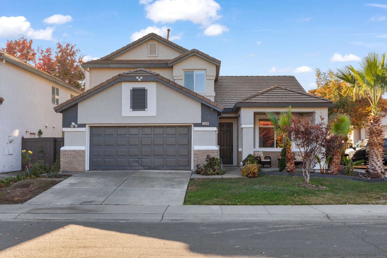 Detail Gallery Image 1 of 1 For 360 Eastbrook Cir, Sacramento,  CA 95835 - 3 Beds | 3 Baths