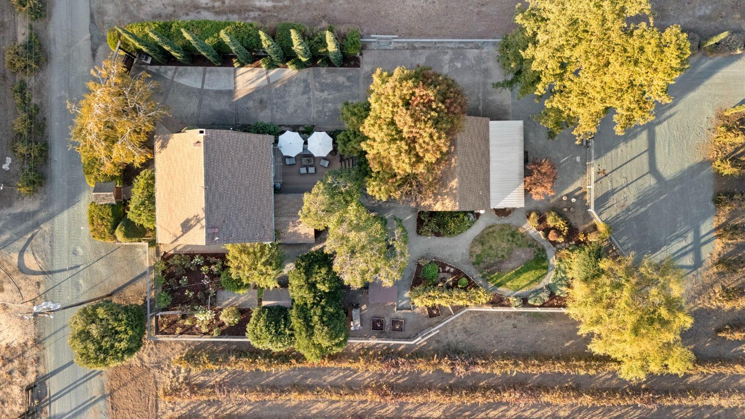 Detail Gallery Image 2 of 53 For 5430 E Kettleman Ln, Lodi,  CA 95240 - 3 Beds | 2/1 Baths