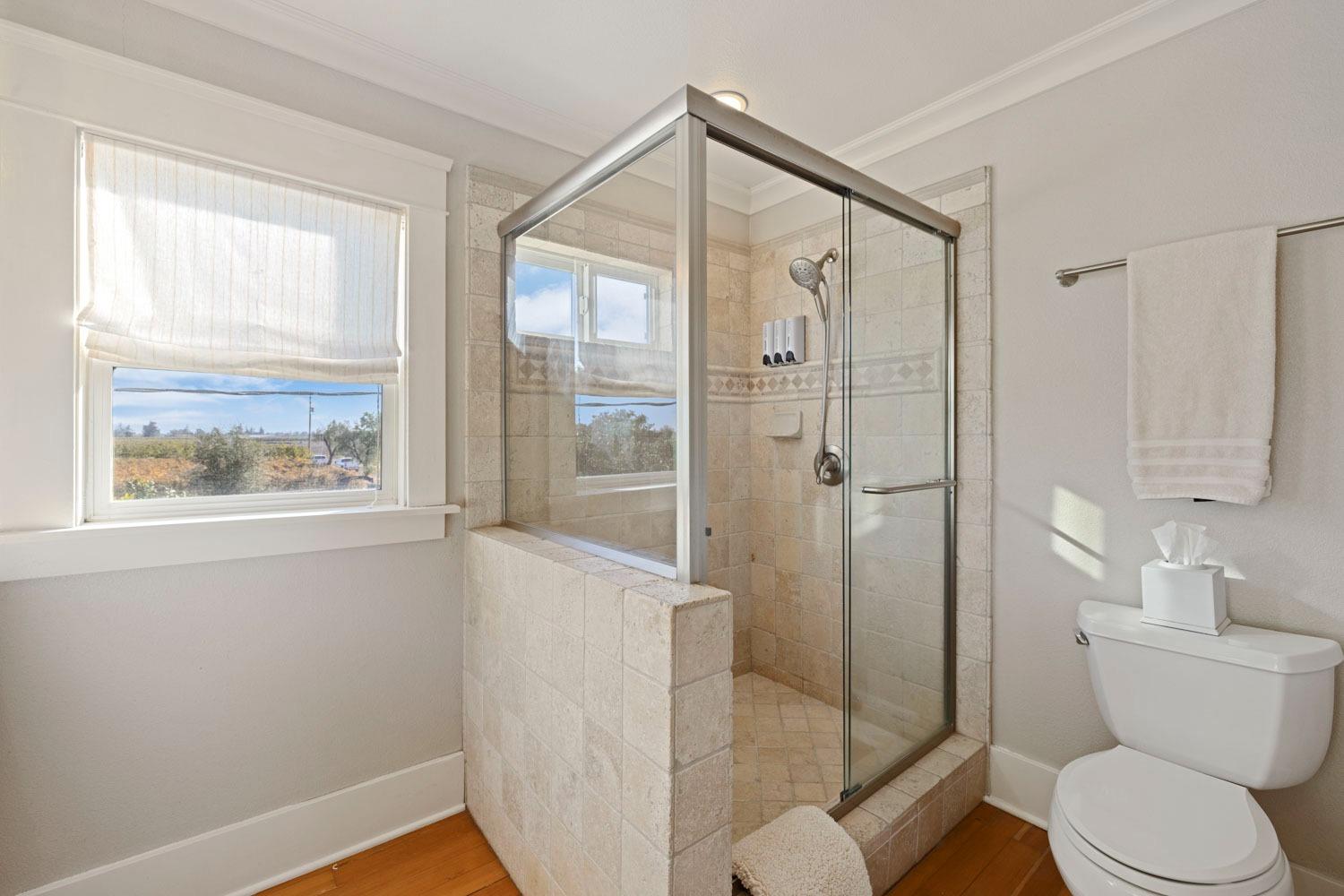 Detail Gallery Image 18 of 53 For 5430 E Kettleman Ln, Lodi,  CA 95240 - 3 Beds | 2/1 Baths