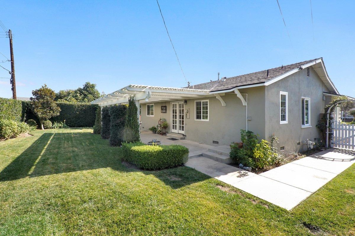El Veloz, Buena Park, California image 50