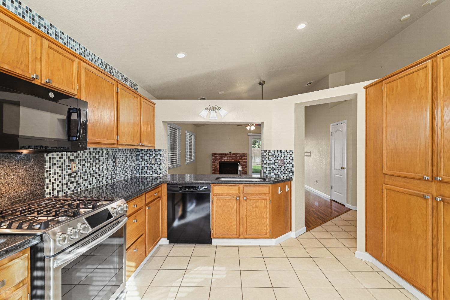 Detail Gallery Image 20 of 40 For 4813 Gregerson Ct, Salida,  CA 95368 - 3 Beds | 2 Baths