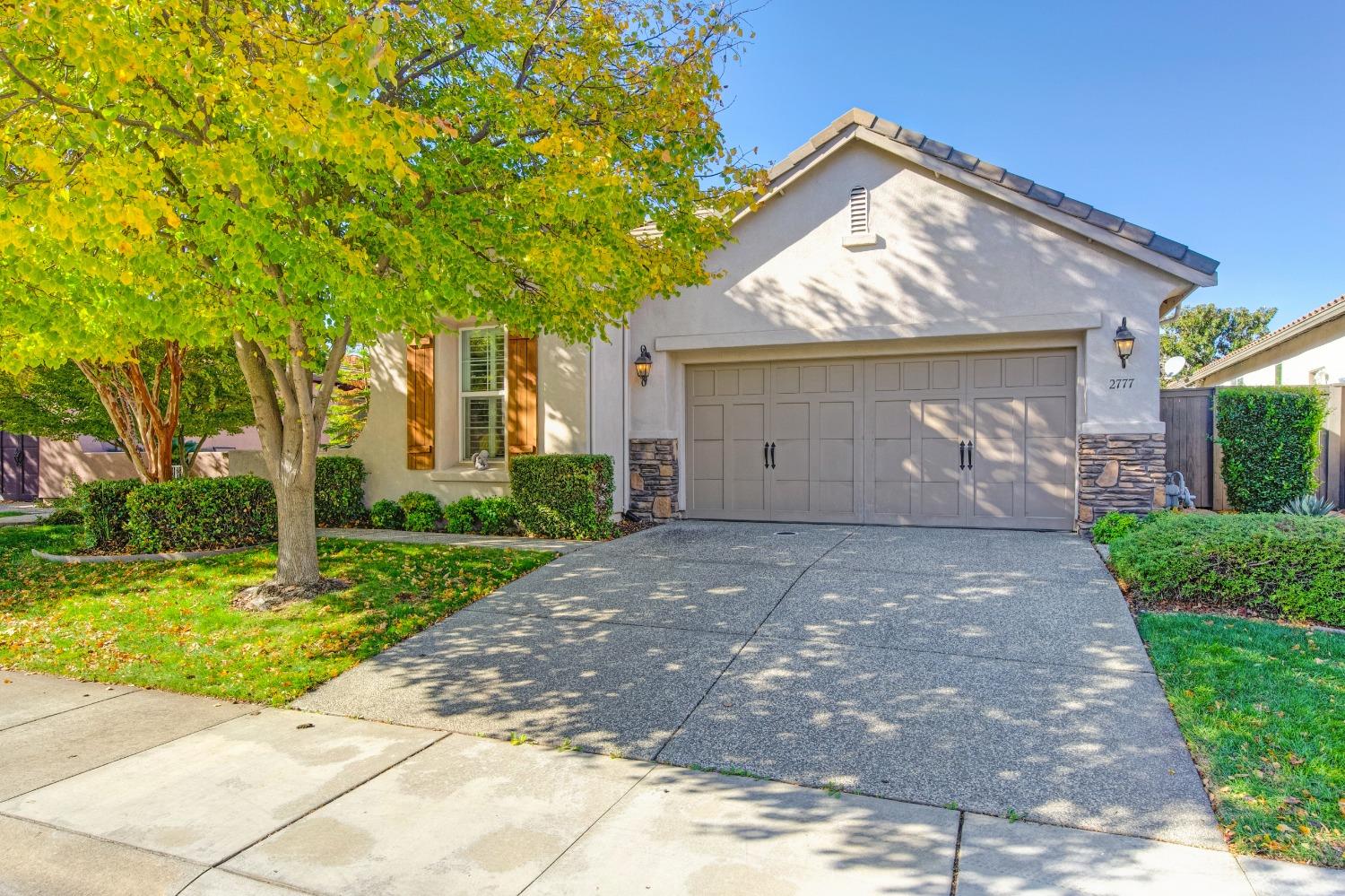 Detail Gallery Image 3 of 99 For 2777 San Marin Ln, Sacramento,  CA 95835 - 2 Beds | 2 Baths