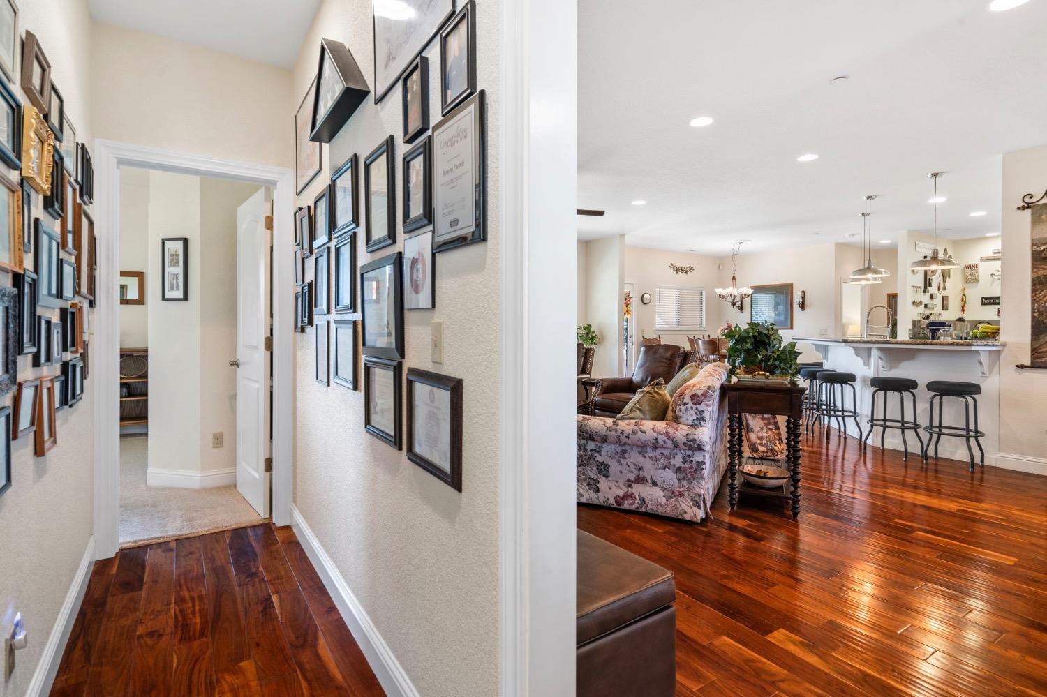 Detail Gallery Image 31 of 66 For 12373 N Lower Sacramento Rd, Lodi,  CA 95242 - 3 Beds | 2/1 Baths