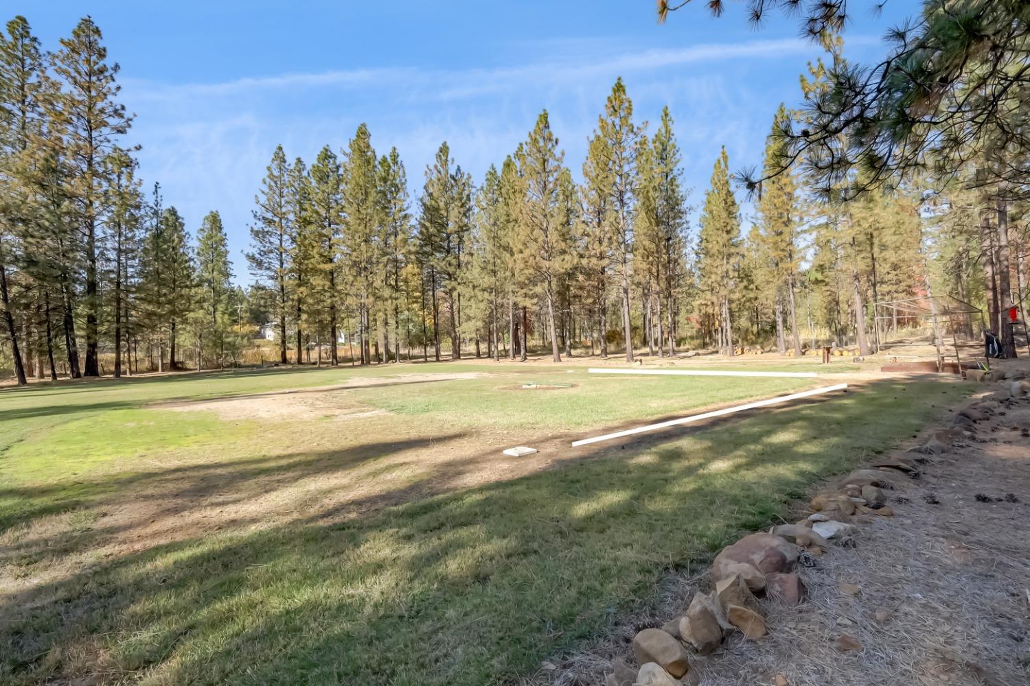 Detail Gallery Image 65 of 95 For 14710 Bradbury Pl, Grass Valley,  CA 95949 - 3 Beds | 2/1 Baths