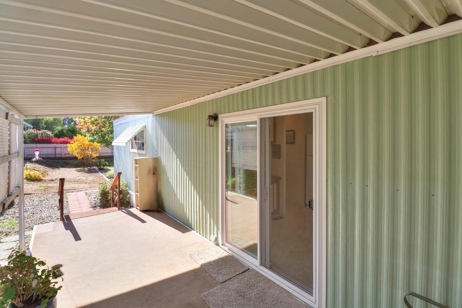 Detail Gallery Image 17 of 22 For 302 Raymond Ln 102, Folsom,  CA 95630 - 2 Beds | 2 Baths