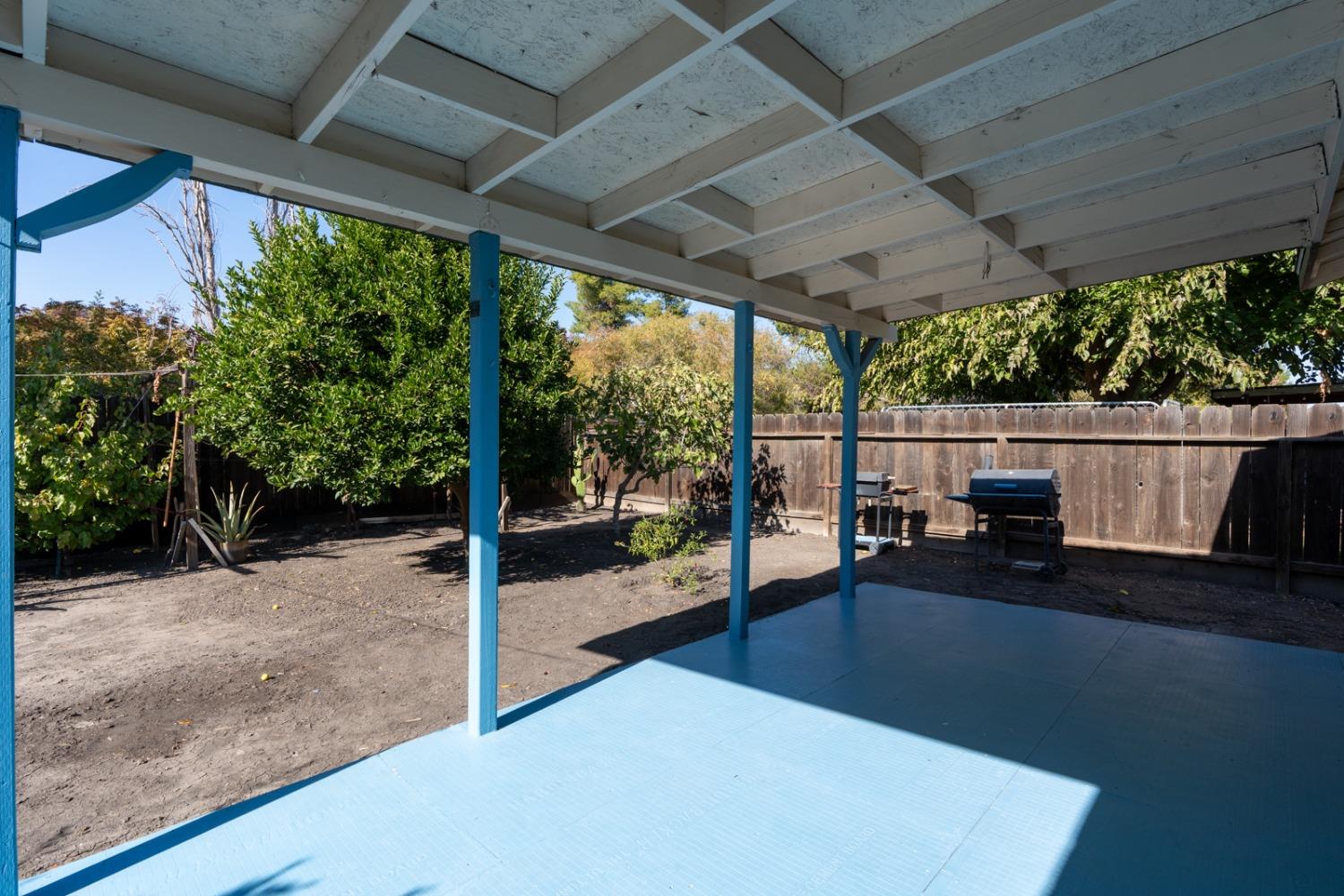 Detail Gallery Image 23 of 29 For 1930 Carol Ave, Dos Palos,  CA 93620 - 3 Beds | 1/1 Baths