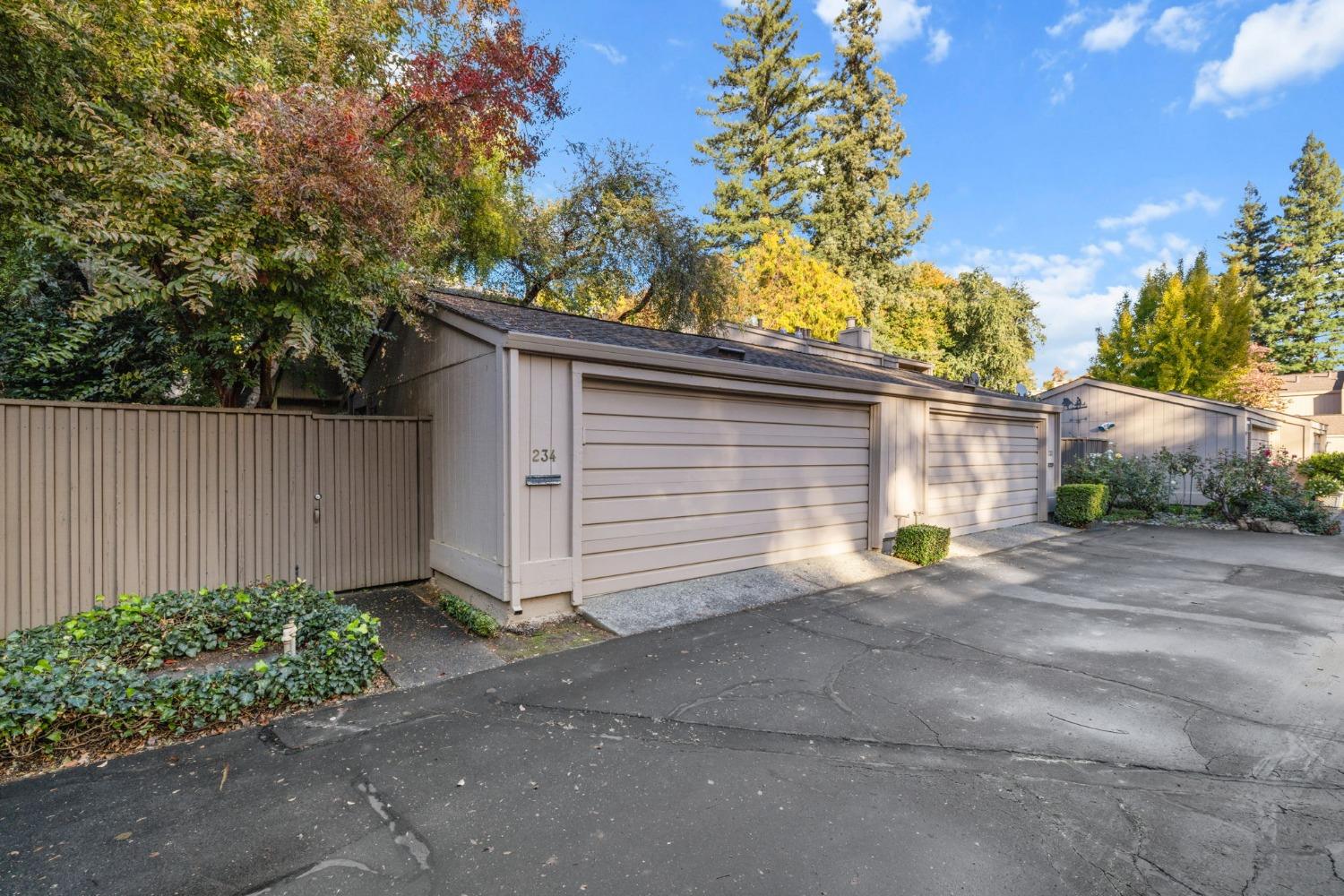 Detail Gallery Image 28 of 38 For 234 Hartnell Pl, Sacramento,  CA 95825 - 3 Beds | 2/1 Baths