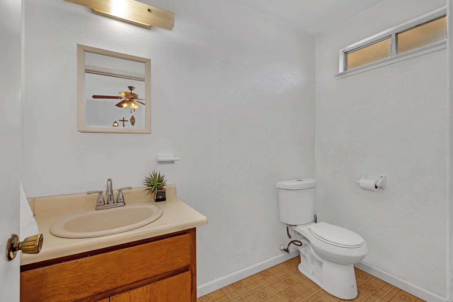 Detail Gallery Image 19 of 29 For 1930 Carol Ave, Dos Palos,  CA 93620 - 3 Beds | 1/1 Baths