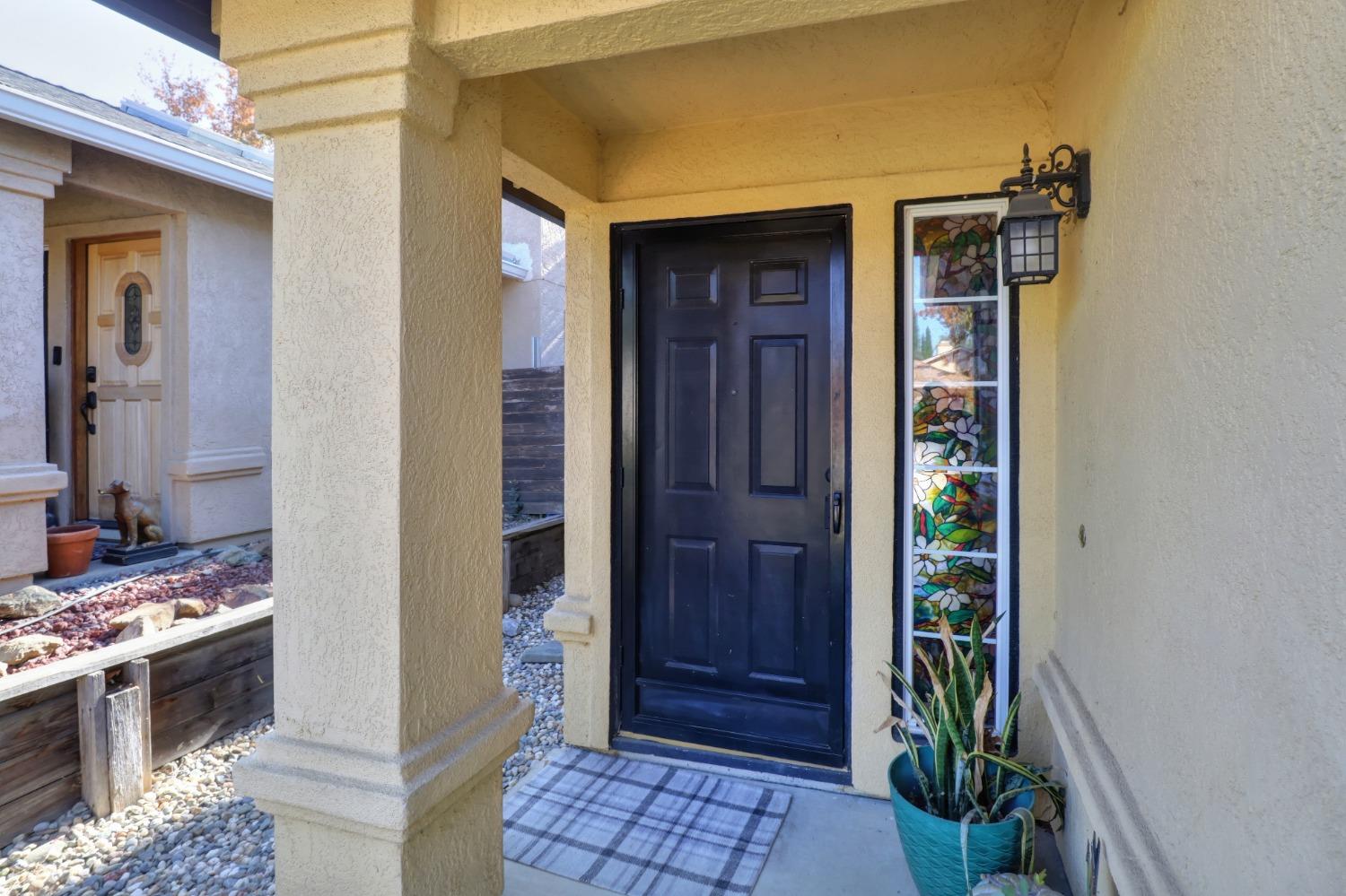 Detail Gallery Image 5 of 40 For 8571 Travary Way, Antelope,  CA 95843 - 3 Beds | 2 Baths