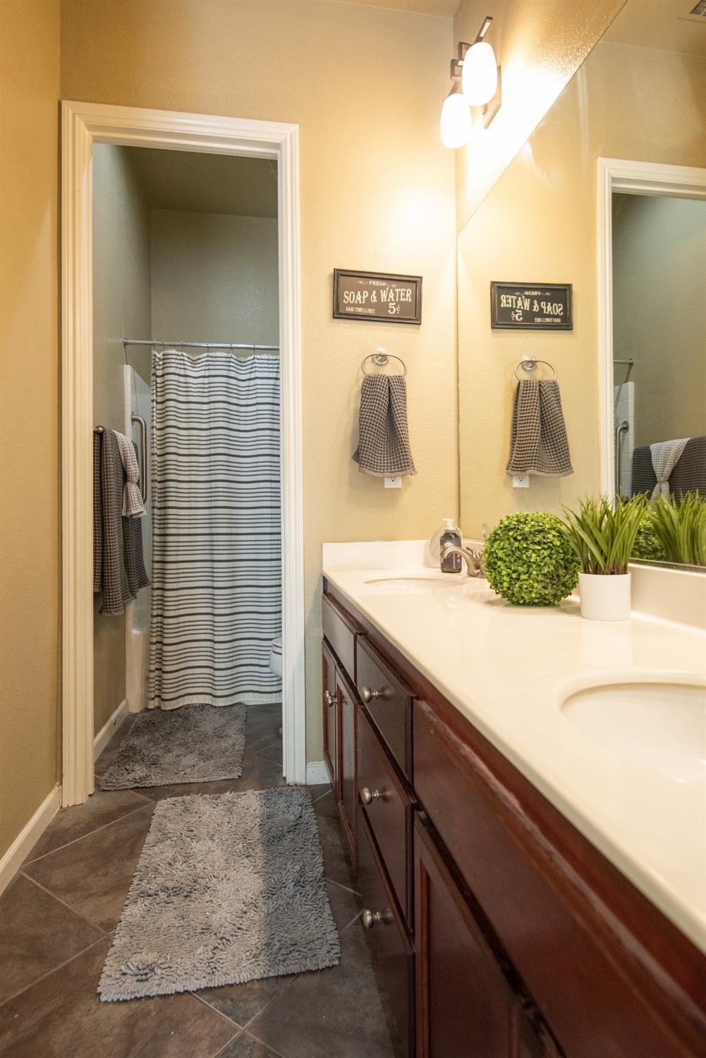 Detail Gallery Image 37 of 57 For 3012 Dovehouse Ct, Modesto,  CA 95355 - 3 Beds | 2 Baths