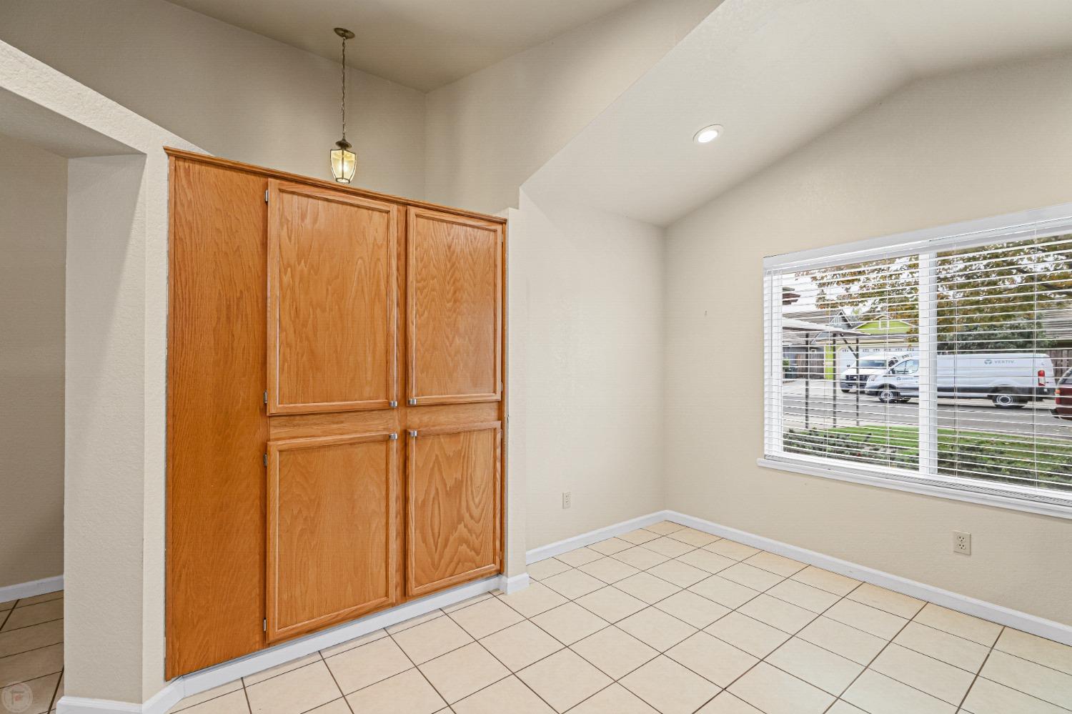 Detail Gallery Image 18 of 40 For 4813 Gregerson Ct, Salida,  CA 95368 - 3 Beds | 2 Baths