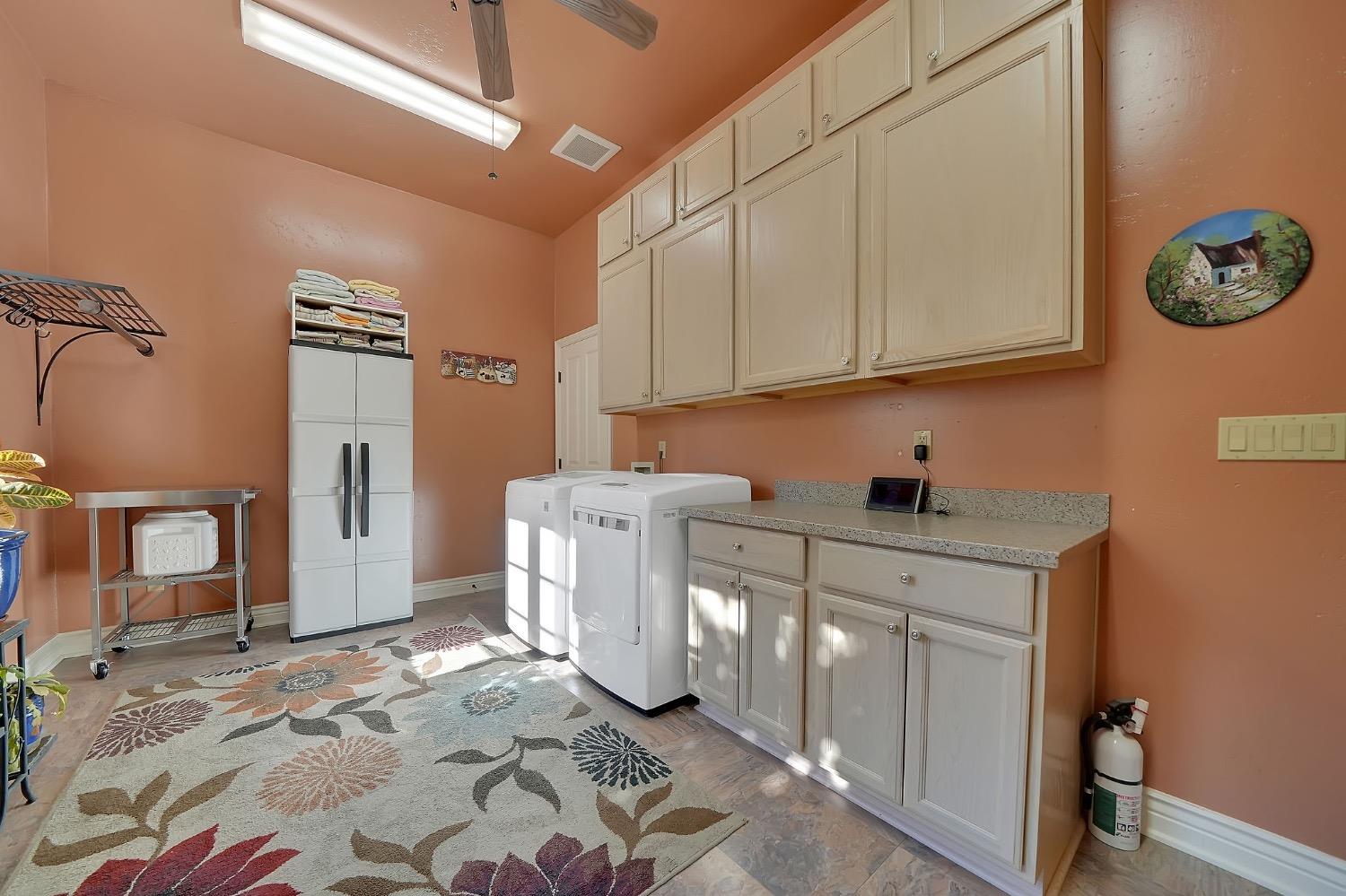 Detail Gallery Image 34 of 66 For 125 Raylan Dr, Sutter Creek,  CA 95685 - 3 Beds | 2/1 Baths