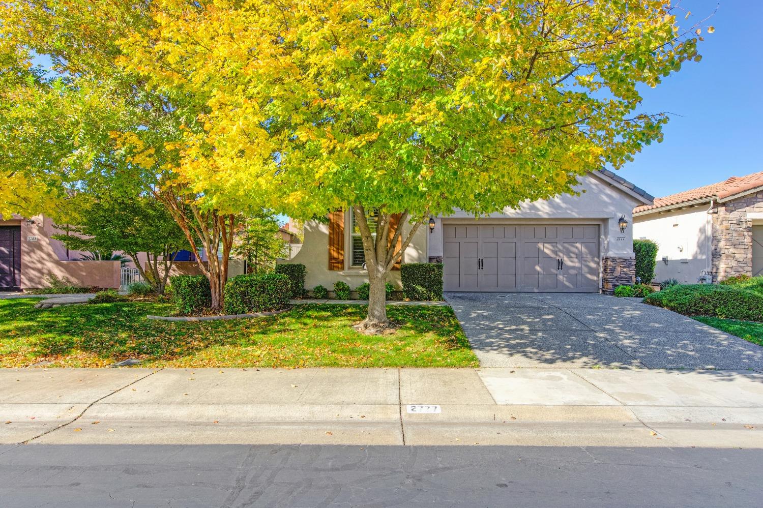 Detail Gallery Image 1 of 99 For 2777 San Marin Ln, Sacramento,  CA 95835 - 2 Beds | 2 Baths