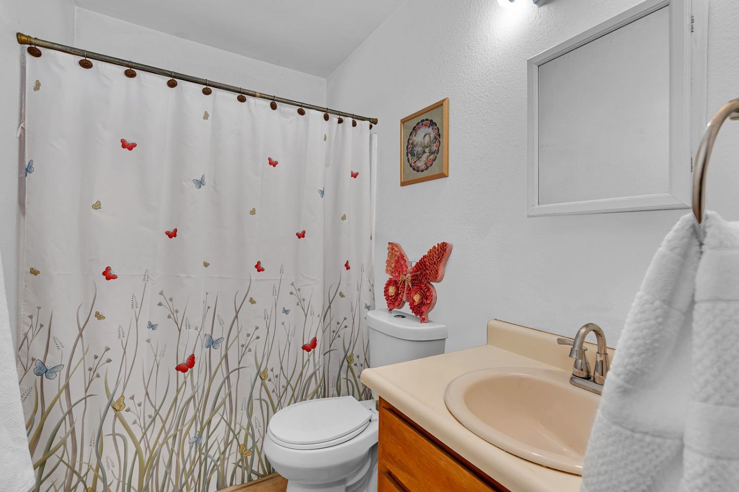 Detail Gallery Image 14 of 29 For 1930 Carol Ave, Dos Palos,  CA 93620 - 3 Beds | 1/1 Baths