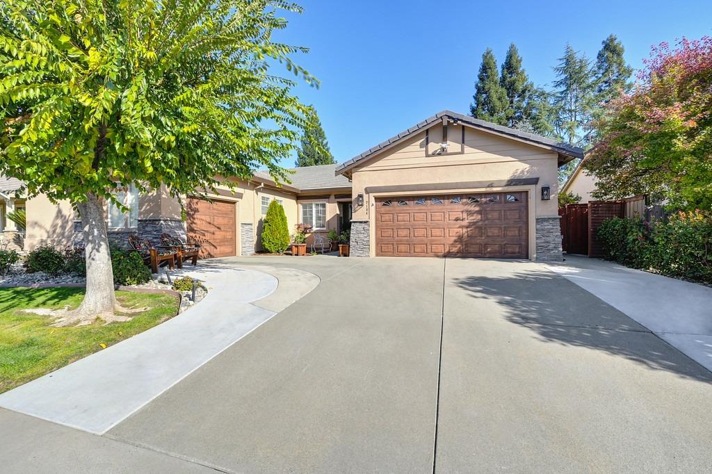 Detail Gallery Image 3 of 87 For 7184 Ludlow Dr, Roseville,  CA 95747 - 4 Beds | 2/1 Baths