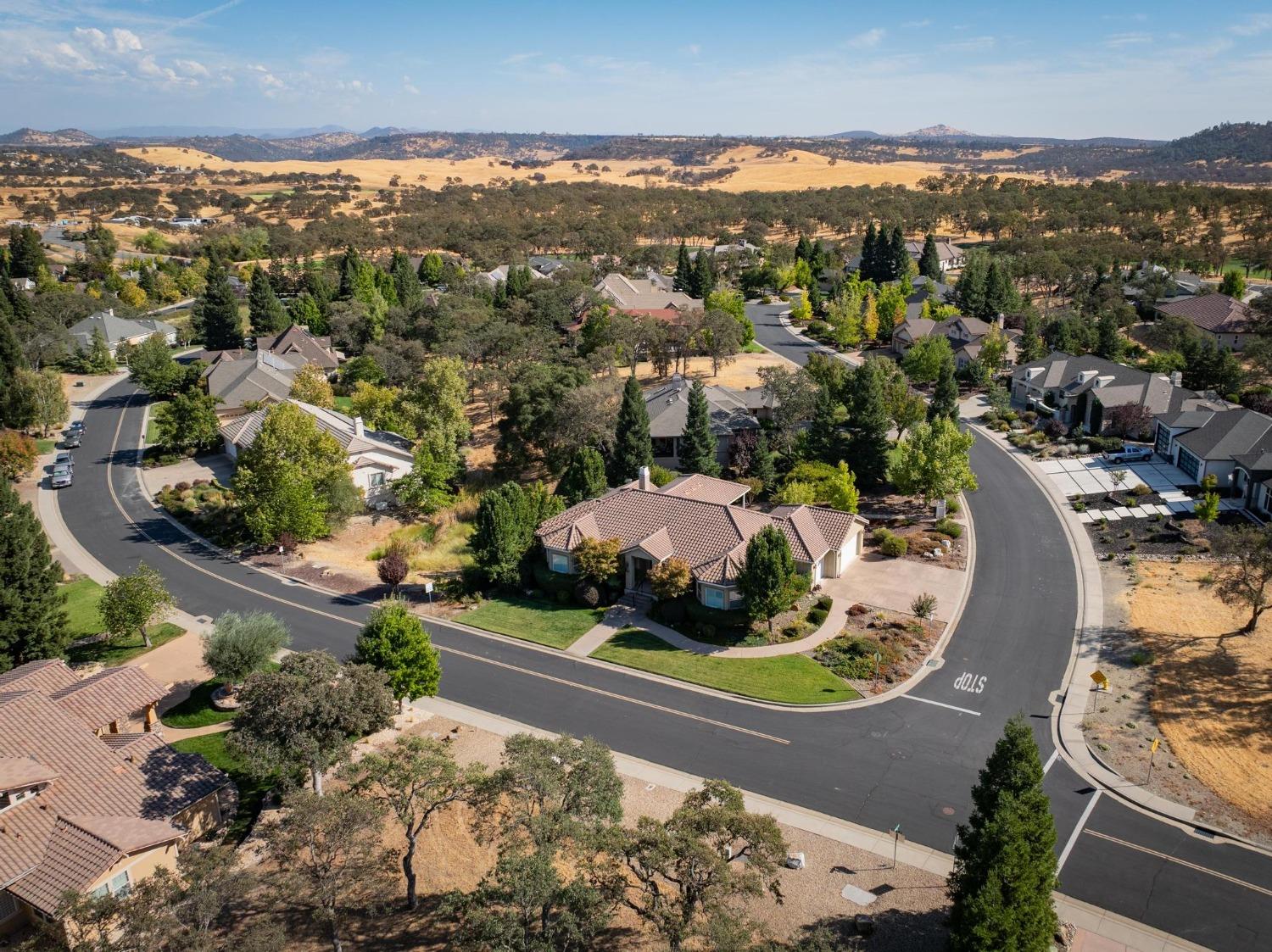 Detail Gallery Image 3 of 31 For 15 Knolls Ct. #674,  Copperopolis,  CA 95228 - 3 Beds | 3 Baths