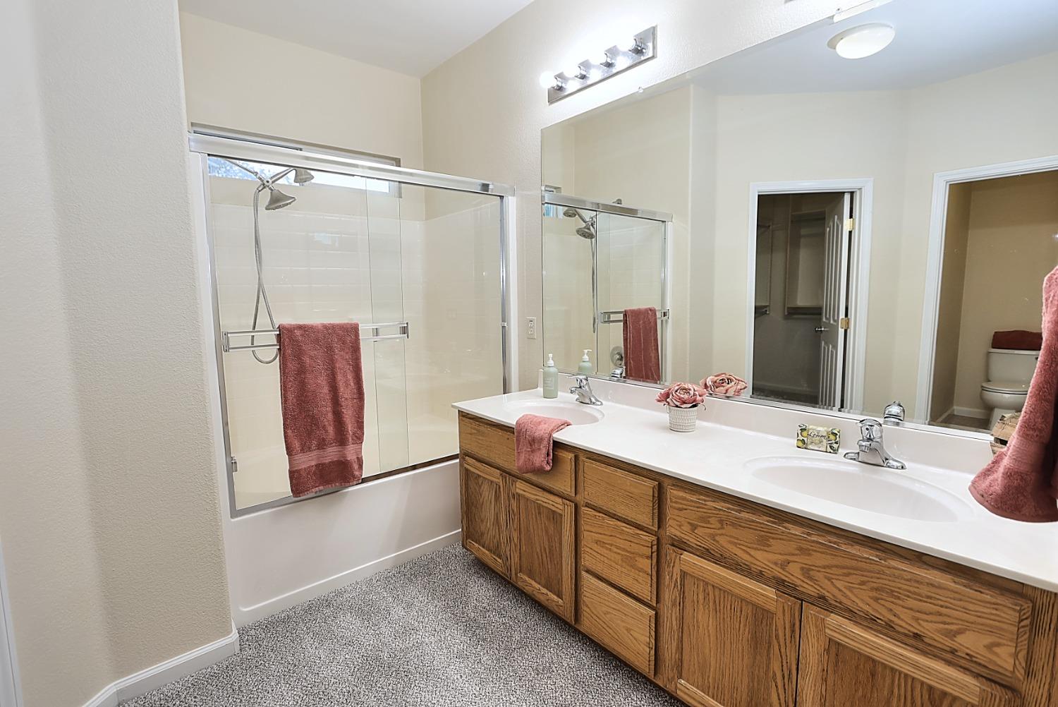 Detail Gallery Image 23 of 49 For 171 Arnold Gamble Cir, Sacramento,  CA 95835 - 3 Beds | 2 Baths