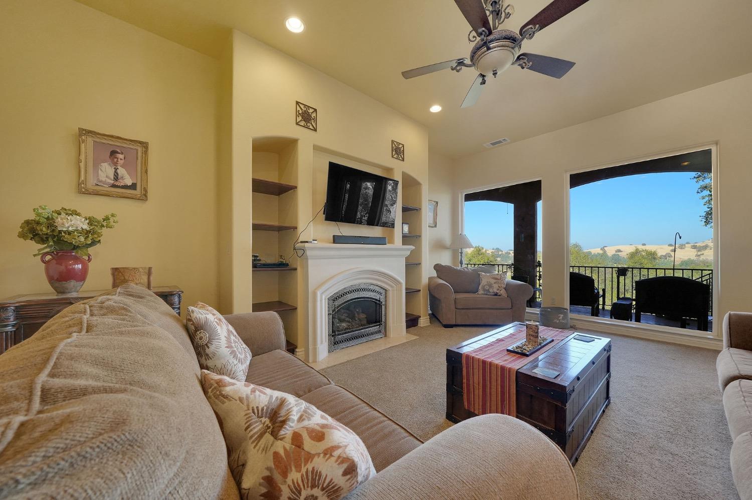 Detail Gallery Image 11 of 66 For 125 Raylan Dr, Sutter Creek,  CA 95685 - 3 Beds | 2/1 Baths