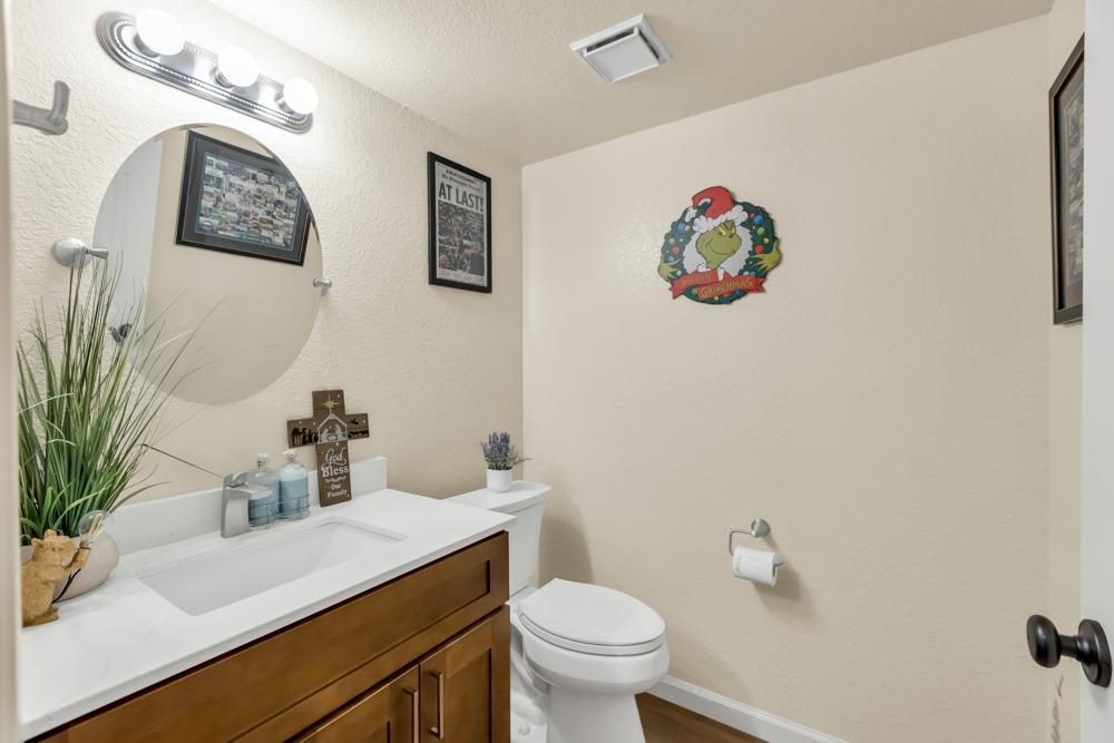 Detail Gallery Image 27 of 64 For 1711 Camphor Way, Lodi,  CA 95242 - 4 Beds | 2/1 Baths