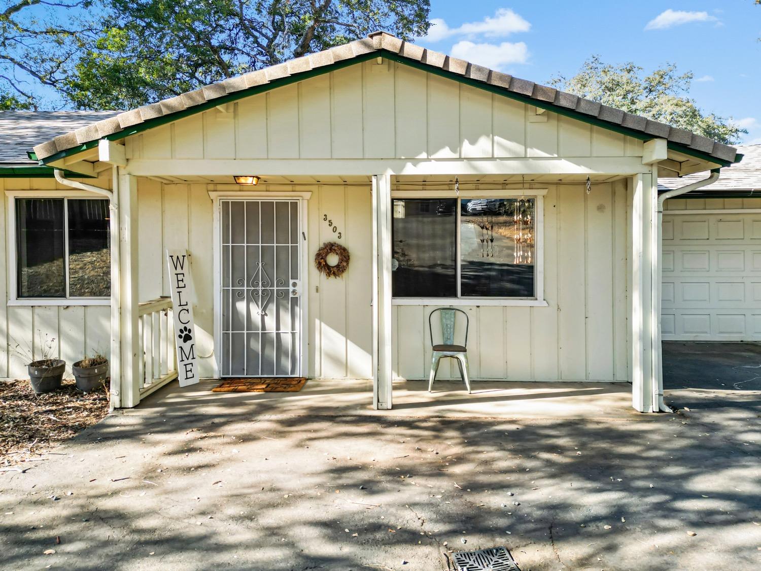 Detail Gallery Image 4 of 26 For 3503 Royce Ct, Rescue,  CA 95672 - 3 Beds | 2 Baths