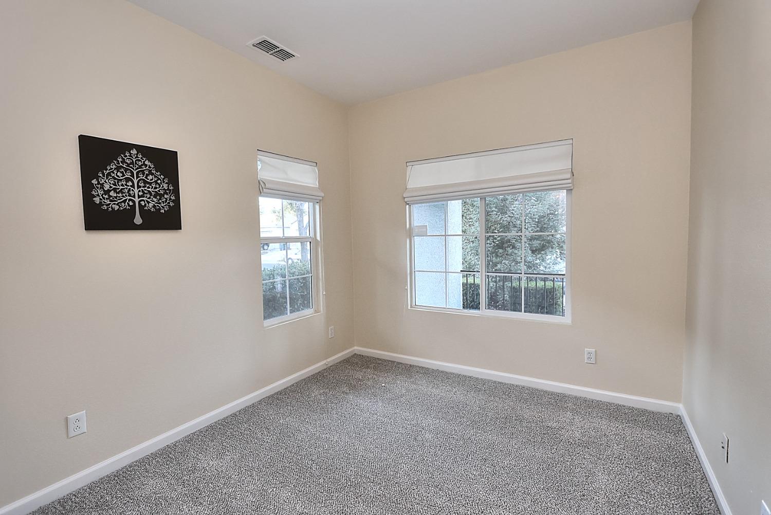 Detail Gallery Image 33 of 49 For 171 Arnold Gamble Cir, Sacramento,  CA 95835 - 3 Beds | 2 Baths