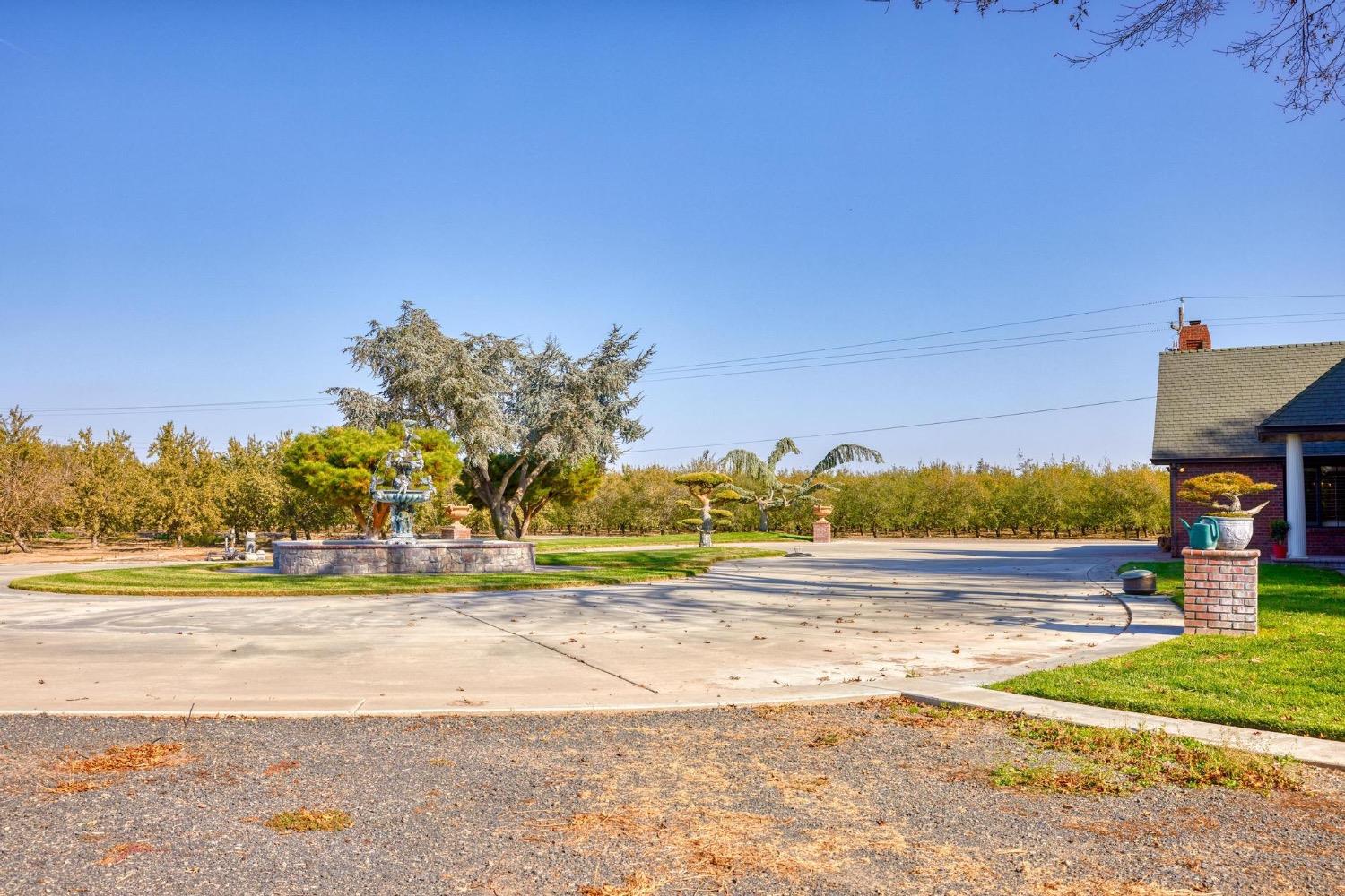 Detail Gallery Image 12 of 67 For 30324 E Lone Tree Rd, Oakdale,  CA 95361 - 3 Beds | 2/1 Baths