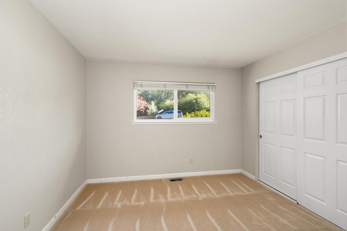 Detail Gallery Image 20 of 66 For 2886 Gladstone Ln, Cameron Park,  CA 95682 - 3 Beds | 2/1 Baths