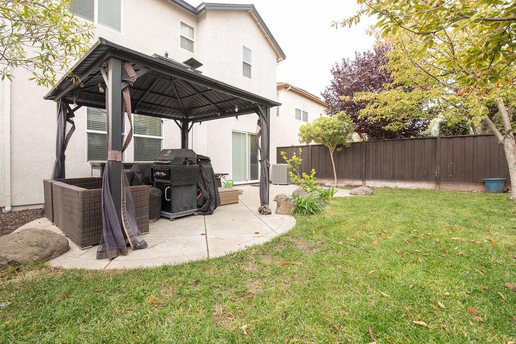 Detail Gallery Image 41 of 44 For 2715 Tapestry St, Manteca,  CA 95337 - 3 Beds | 2/1 Baths