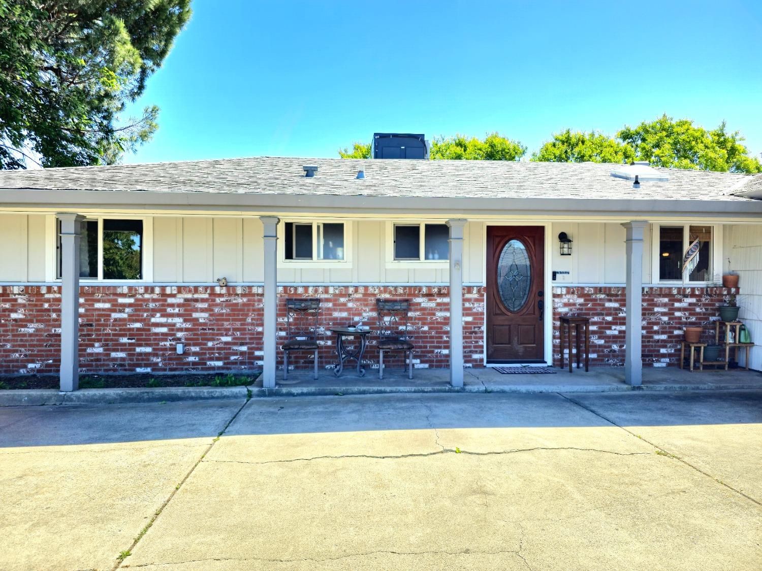 Detail Gallery Image 5 of 29 For 5813 Eastridge Dr, Sacramento,  CA 95842 - 4 Beds | 2 Baths