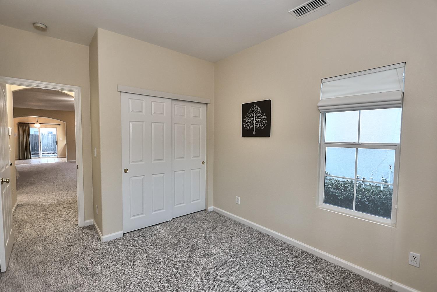 Detail Gallery Image 31 of 49 For 171 Arnold Gamble Cir, Sacramento,  CA 95835 - 3 Beds | 2 Baths