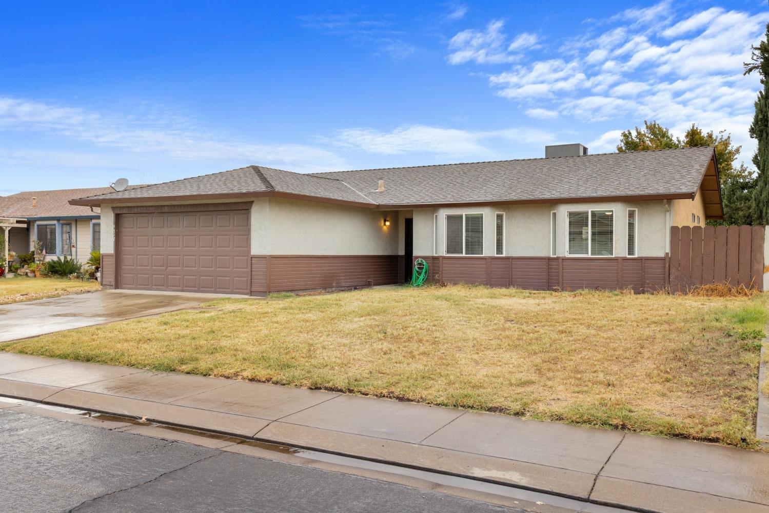 Detail Gallery Image 4 of 36 For 5317 Pradera Dr, Salida,  CA 95368 - 3 Beds | 2 Baths