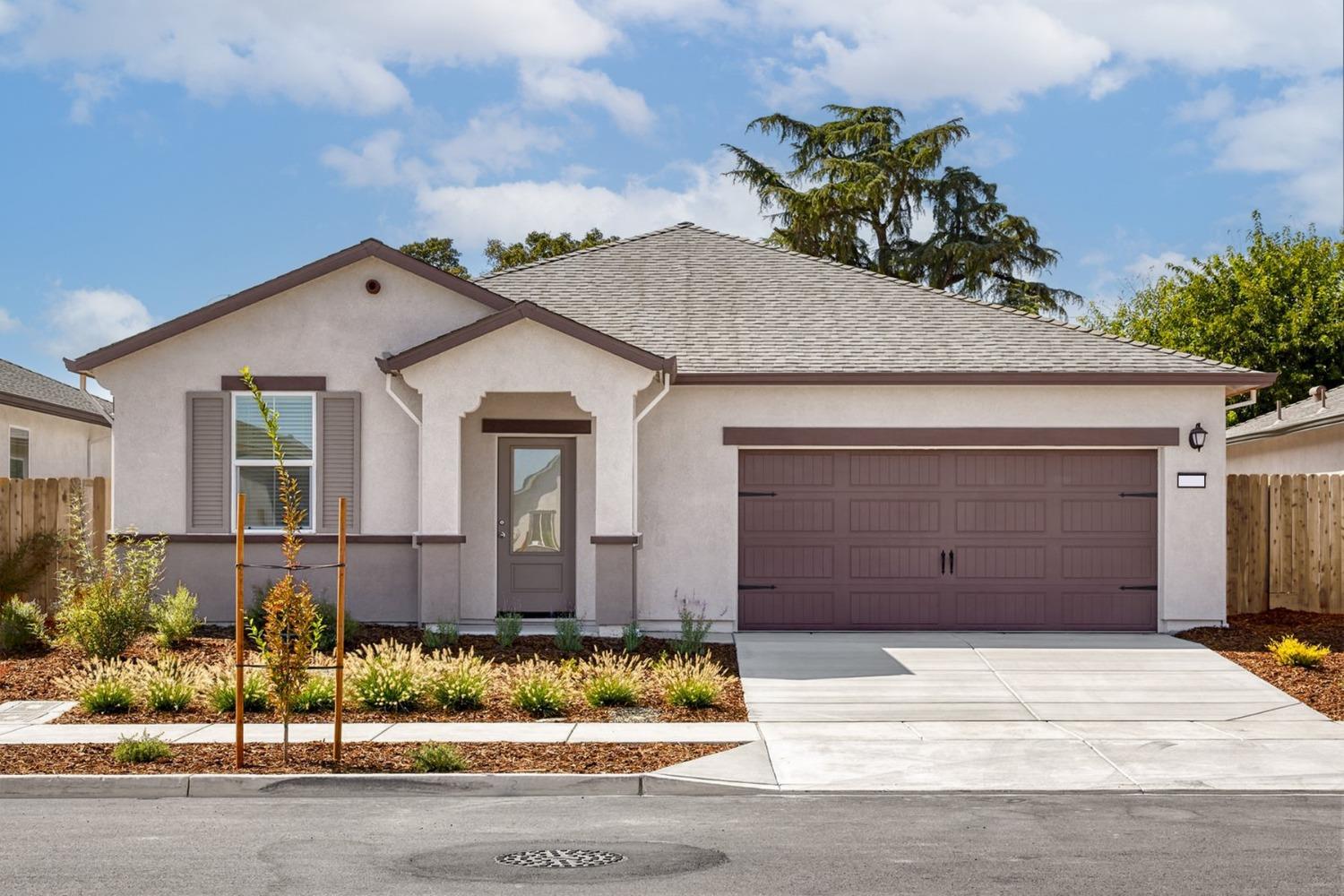 Detail Gallery Image 1 of 12 For 6514 Jackpot Pl, Riverbank,  CA 95367 - 4 Beds | 2 Baths