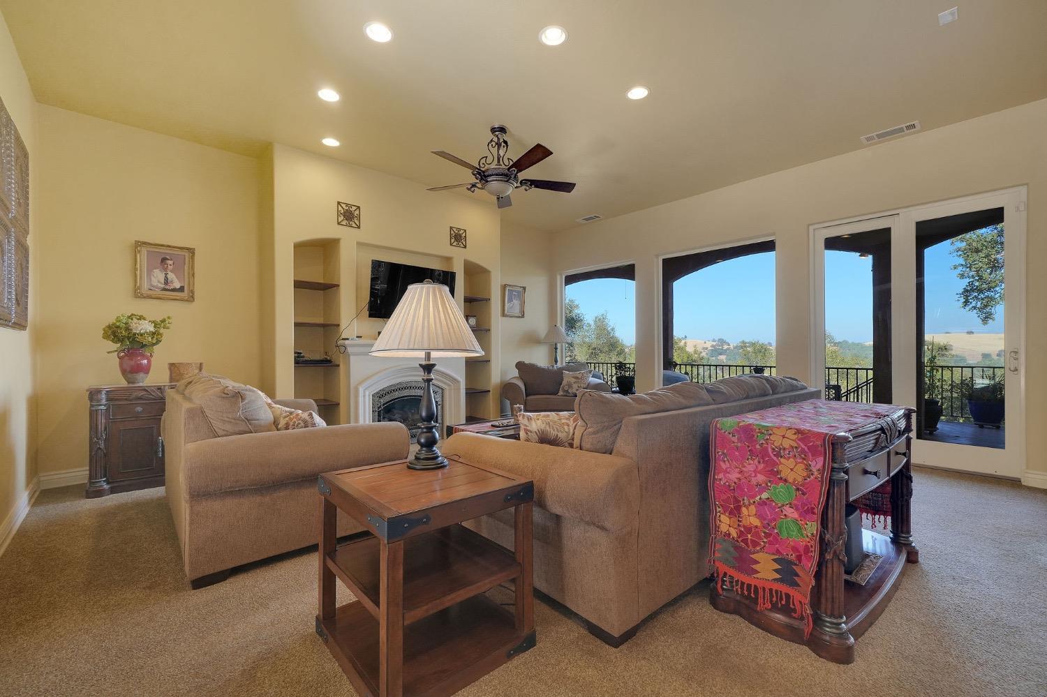 Detail Gallery Image 9 of 66 For 125 Raylan Dr, Sutter Creek,  CA 95685 - 3 Beds | 2/1 Baths