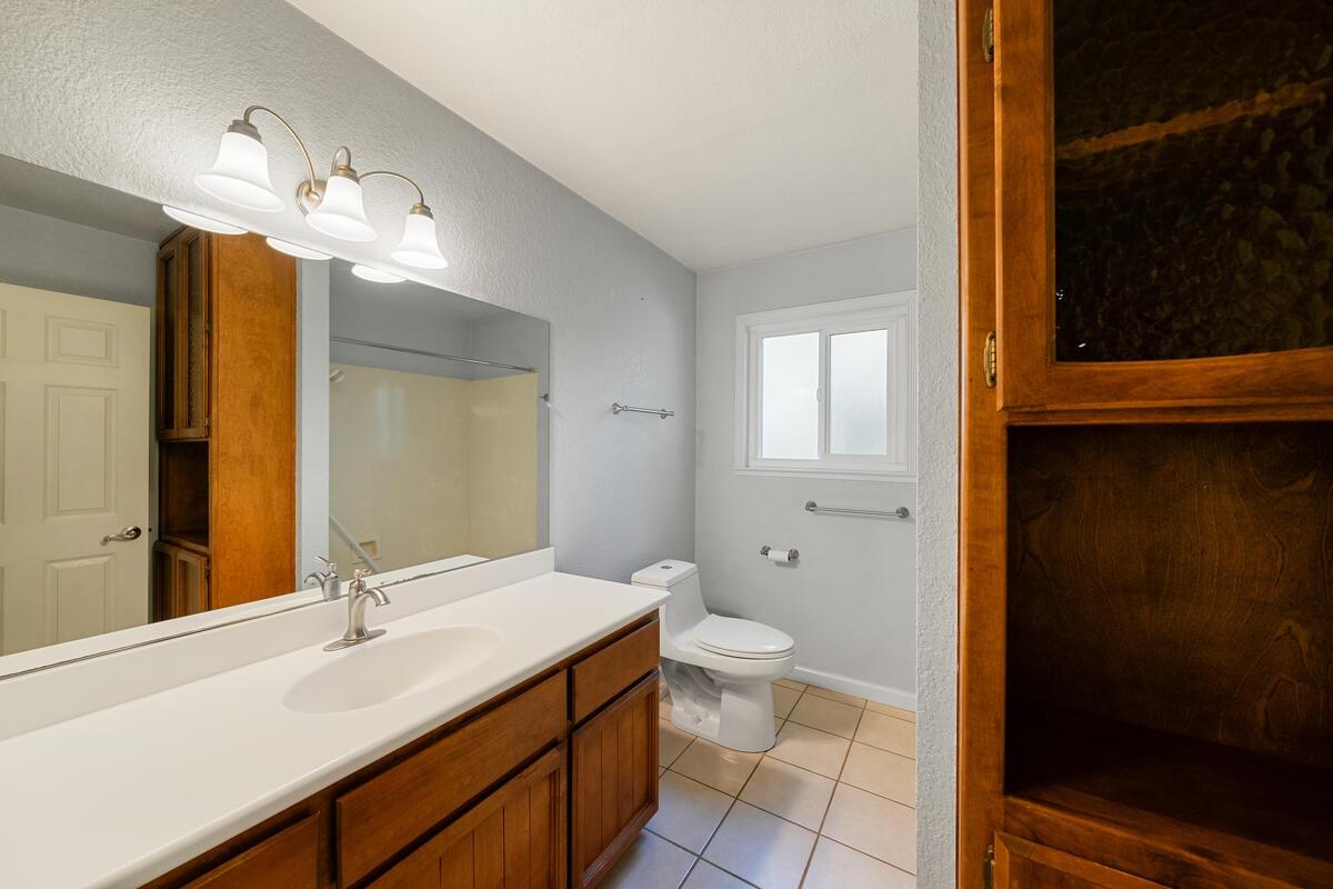 Detail Gallery Image 22 of 66 For 2886 Gladstone Ln, Cameron Park,  CA 95682 - 3 Beds | 2/1 Baths