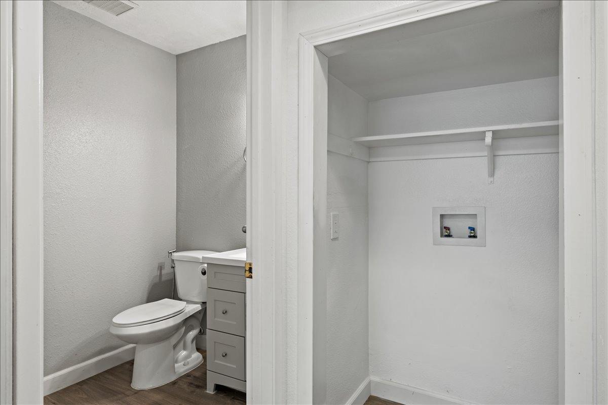 Detail Gallery Image 10 of 31 For 5810 Shadow Creek Dr #2,  Sacramento,  CA 95841 - 3 Beds | 1/1 Baths