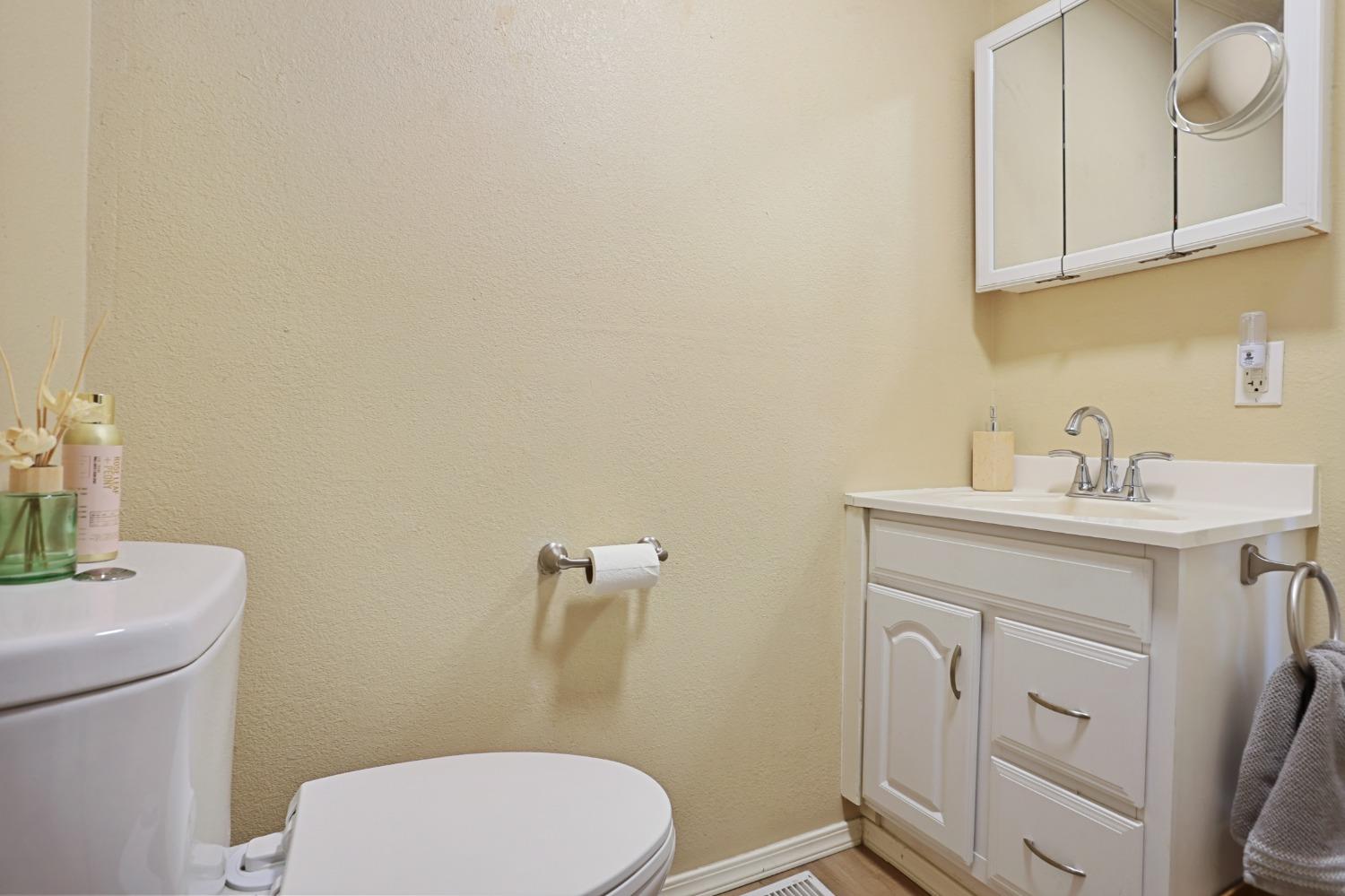 Detail Gallery Image 29 of 98 For 178 Carmel Rd, Burson,  CA 95225 - 2 Beds | 1 Baths