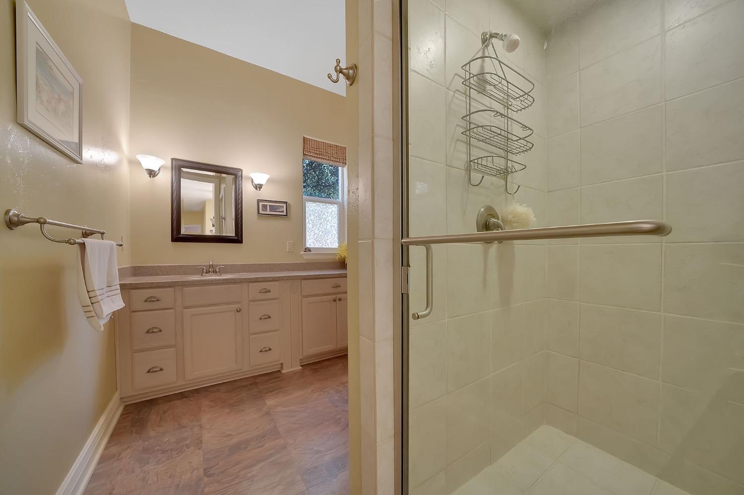 Detail Gallery Image 31 of 66 For 125 Raylan Dr, Sutter Creek,  CA 95685 - 3 Beds | 2/1 Baths