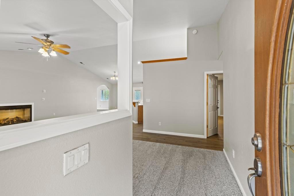 Detail Gallery Image 12 of 51 For 10476 Township Rd, Browns Valley,  CA 95918 - 3 Beds | 2 Baths