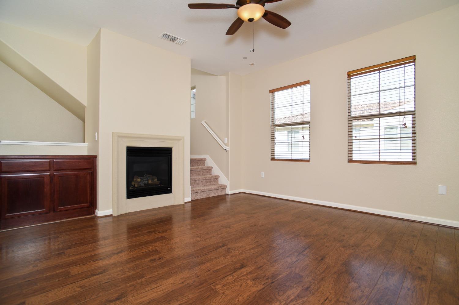 Detail Gallery Image 9 of 22 For 5301 E Commerce Way #46104,  Sacramento,  CA 95835 - 2 Beds | 2/1 Baths