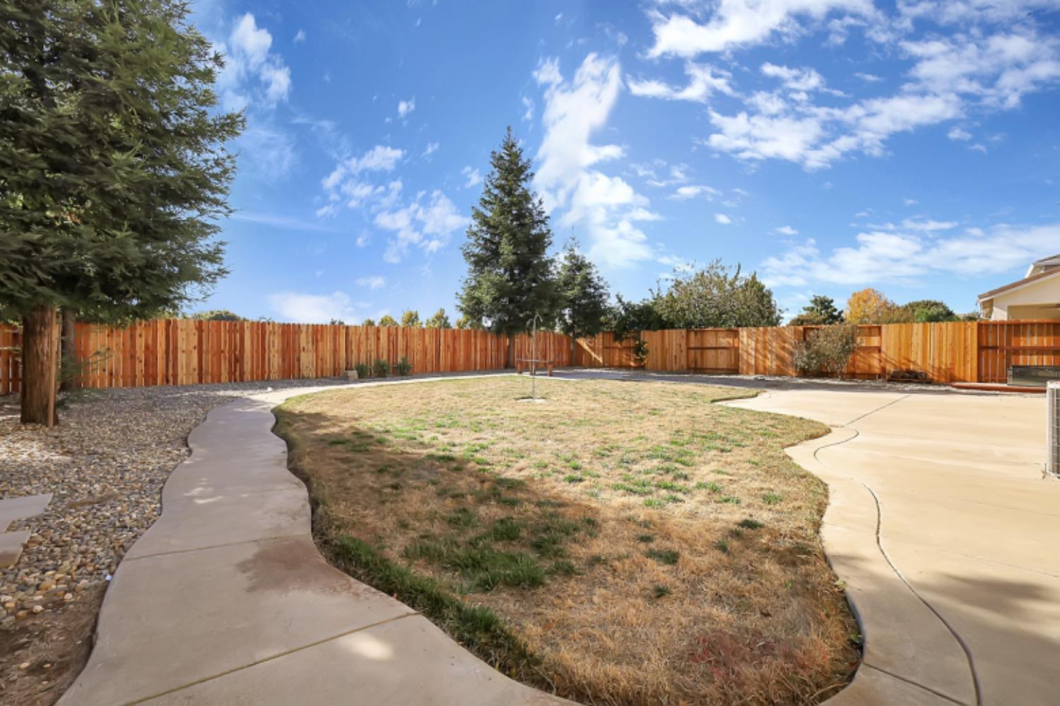 Detail Gallery Image 67 of 68 For 856 Oxford Ct, Yuba City,  CA 95991 - 5 Beds | 4/1 Baths