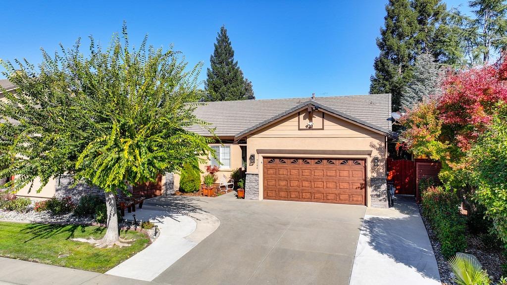 Detail Gallery Image 1 of 87 For 7184 Ludlow Dr, Roseville,  CA 95747 - 4 Beds | 2/1 Baths