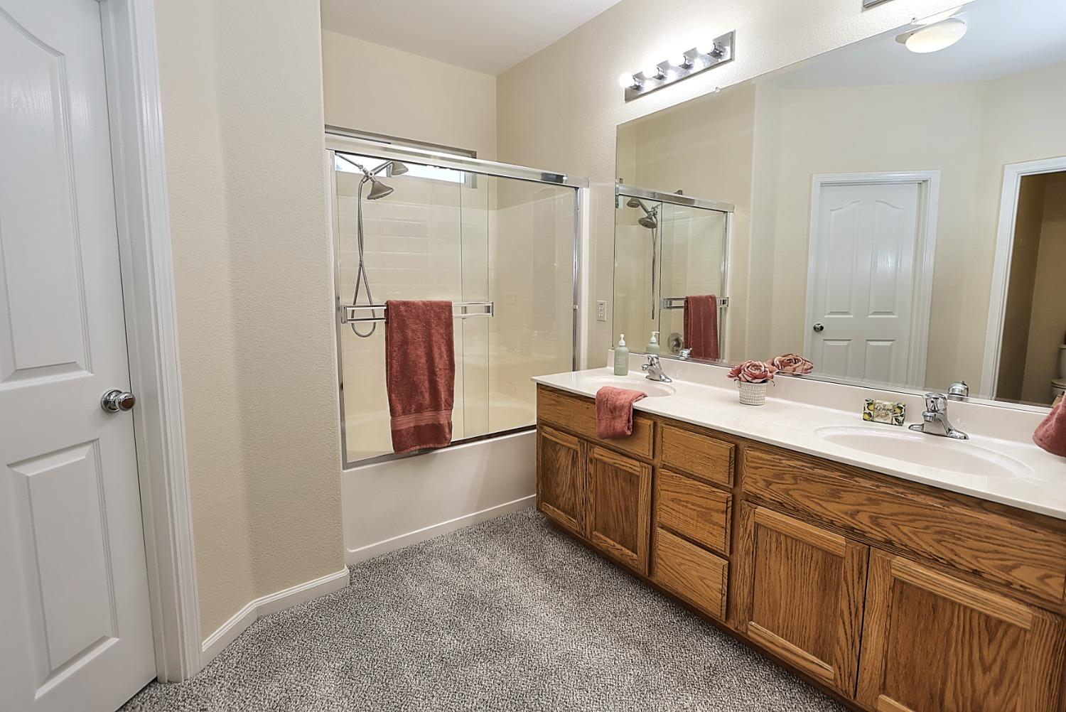 Detail Gallery Image 25 of 49 For 171 Arnold Gamble Cir, Sacramento,  CA 95835 - 3 Beds | 2 Baths