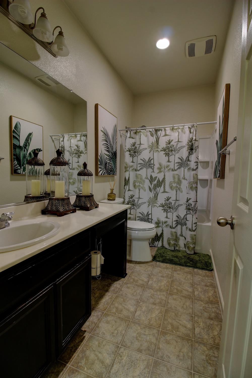 Detail Gallery Image 29 of 43 For 2204 Gallery Dr, Riverbank,  CA 95367 - 3 Beds | 2/1 Baths