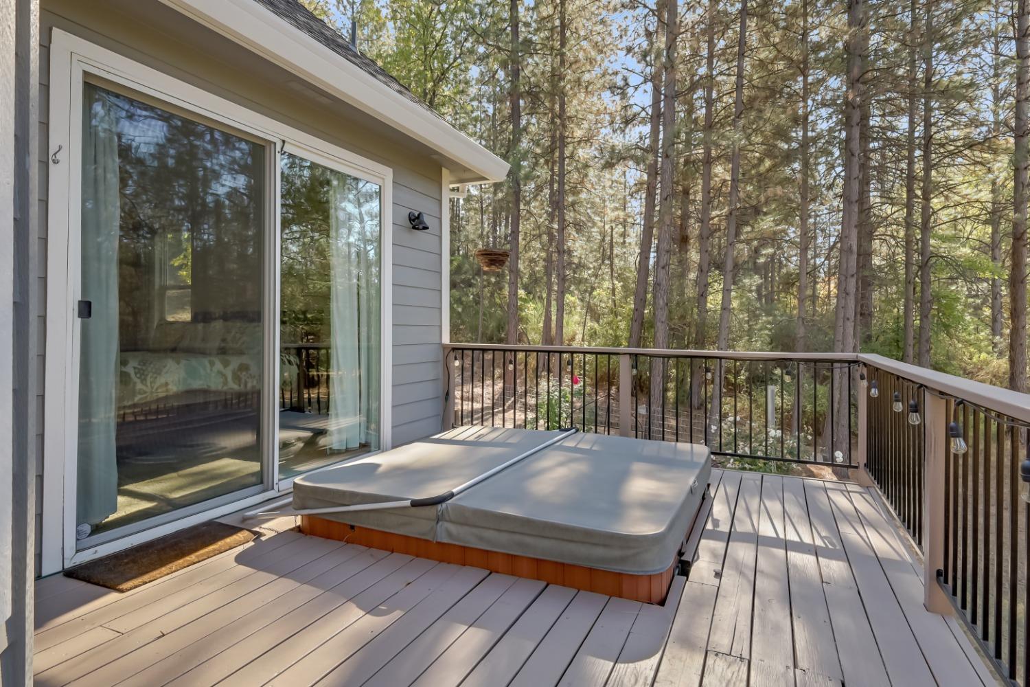 Detail Gallery Image 24 of 95 For 14710 Bradbury Pl, Grass Valley,  CA 95949 - 3 Beds | 2/1 Baths