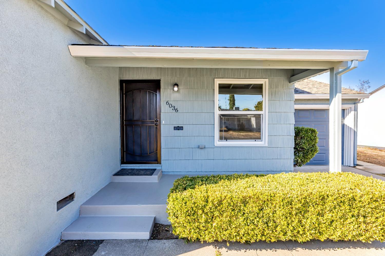 Detail Gallery Image 2 of 36 For 6036 Mclaren Ave, Sacramento,  CA 95822 - 3 Beds | 1 Baths