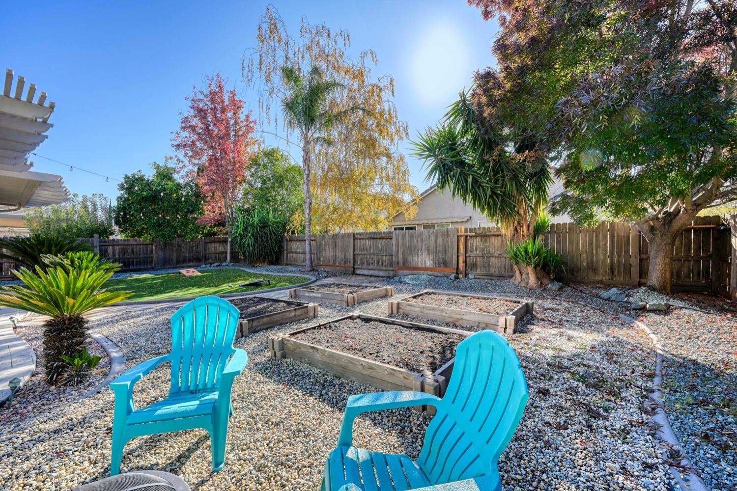 Detail Gallery Image 37 of 56 For 3725 Fraser Isl Rd, West Sacramento,  CA 95691 - 3 Beds | 2/1 Baths