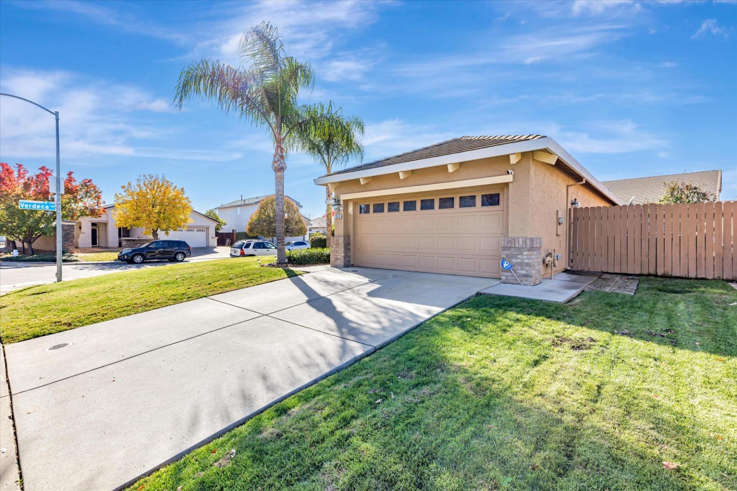 Detail Gallery Image 3 of 43 For 3538 Cap Rock Way, Rancho Cordova,  CA 95670 - 3 Beds | 2 Baths