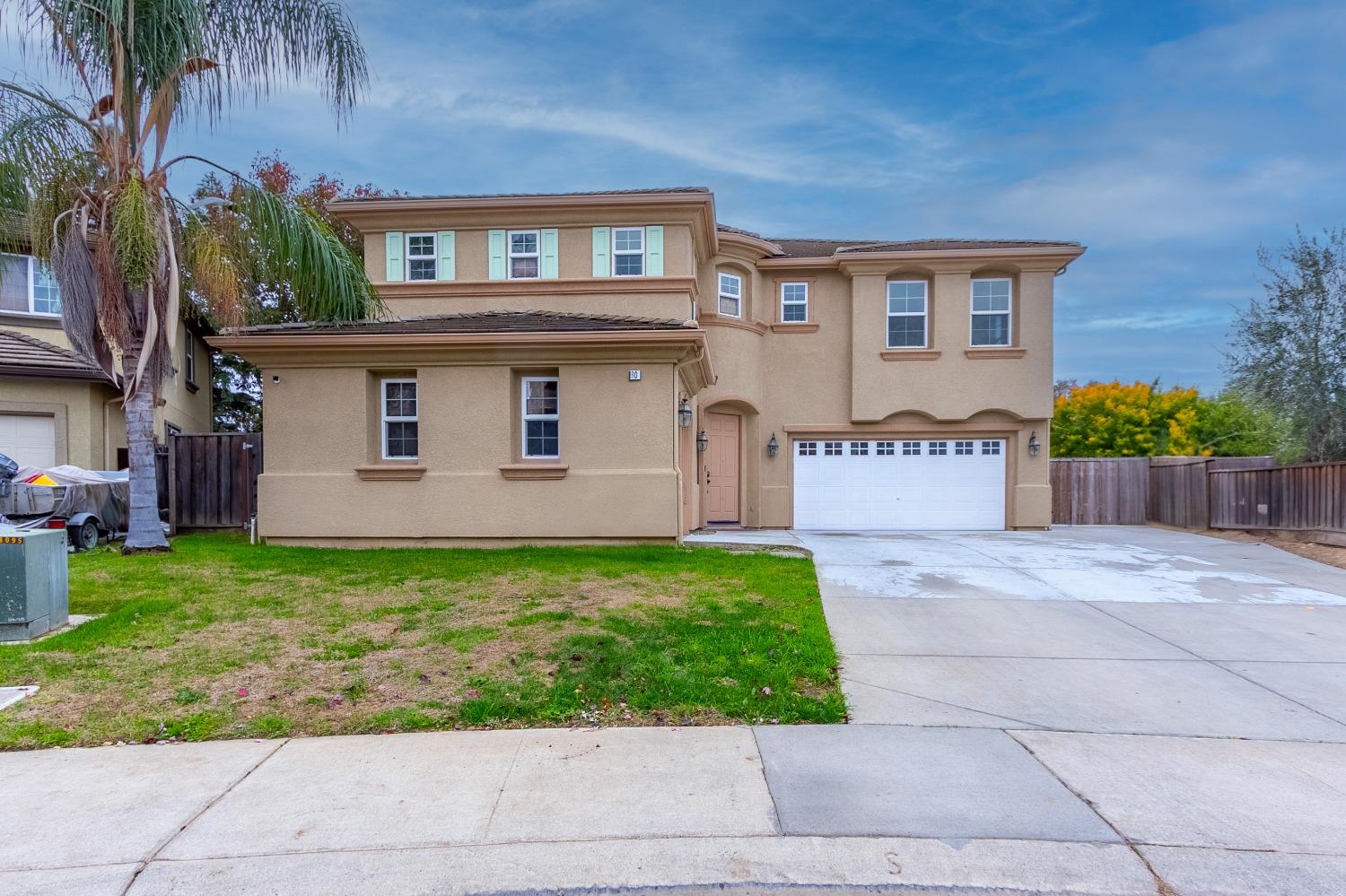 Detail Gallery Image 2 of 52 For 9280 Fife Ranch Way, Elk Grove,  CA 95624 - 5 Beds | 3 Baths