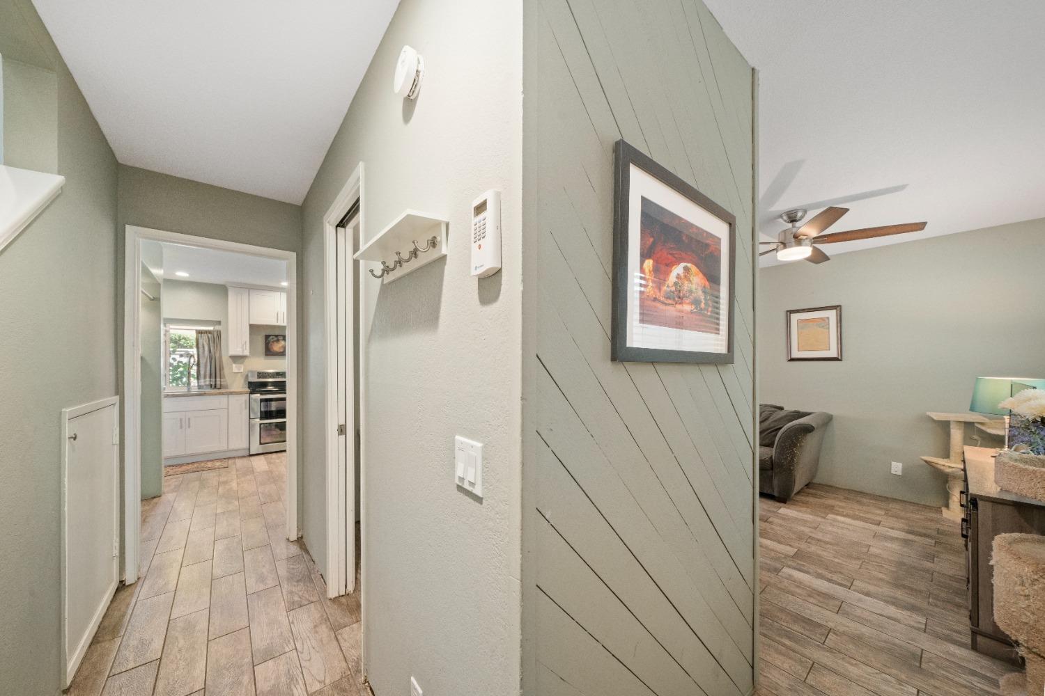 Detail Gallery Image 17 of 31 For 6224 Breeds Hill Ct, Citrus Heights,  CA 95621 - 2 Beds | 1/1 Baths